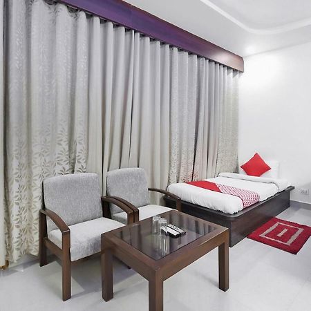 Oyo 23533 Mount View Hotel Kulu Exterior foto