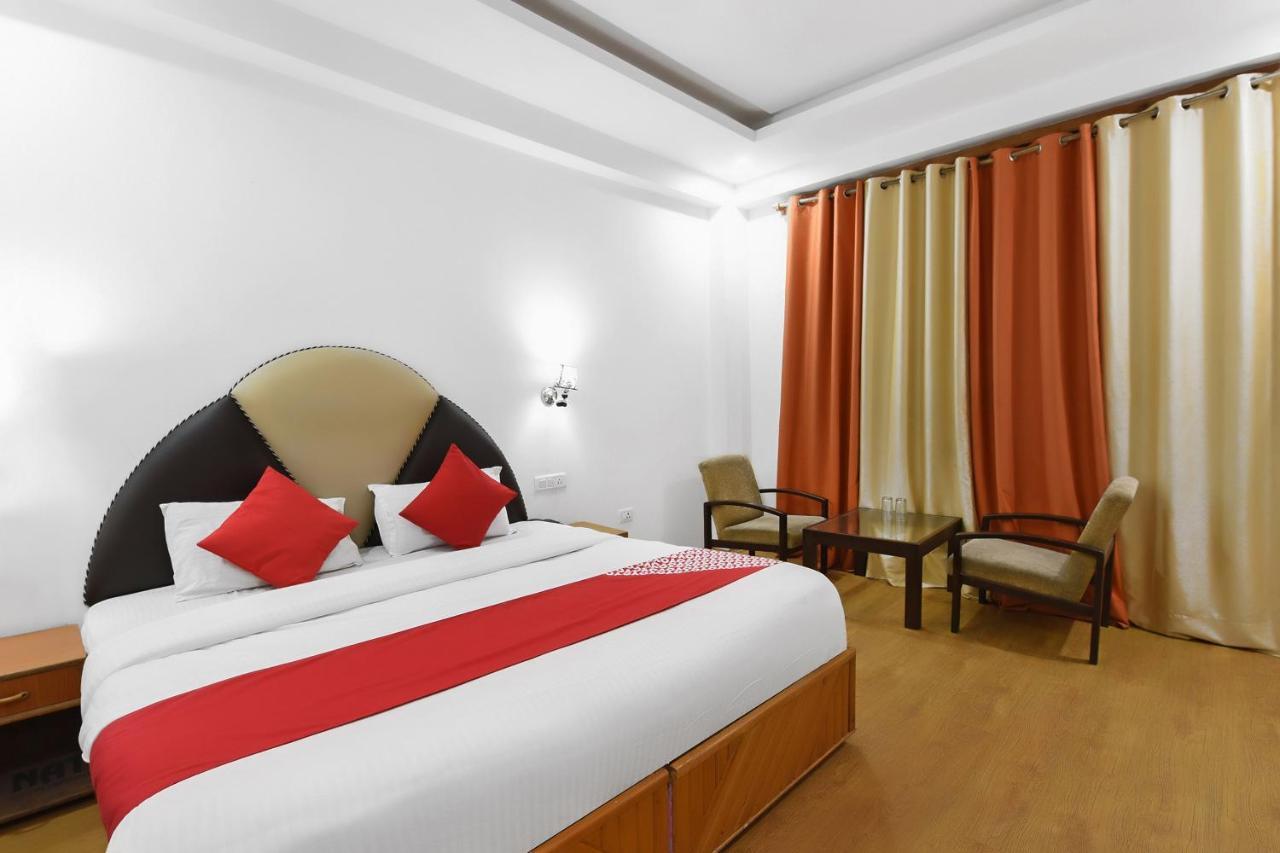 Oyo 23533 Mount View Hotel Kulu Exterior foto
